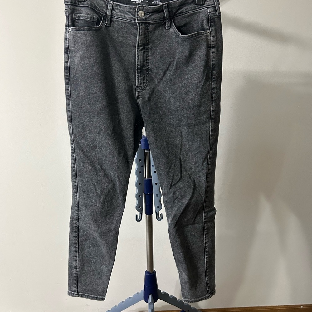 Old Navy Gray Skinny Jeans